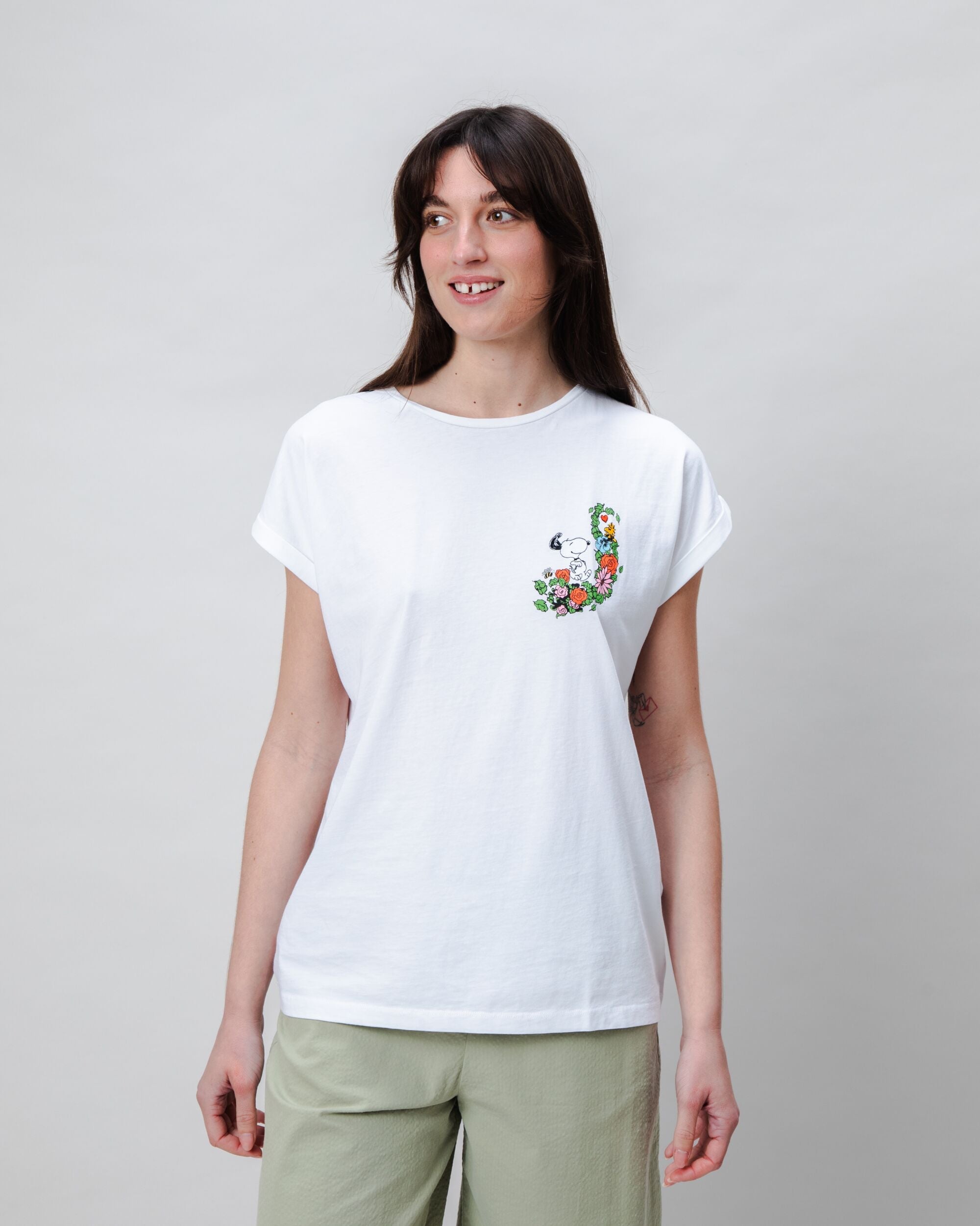 Peanuts Flowers Scoop Tee White