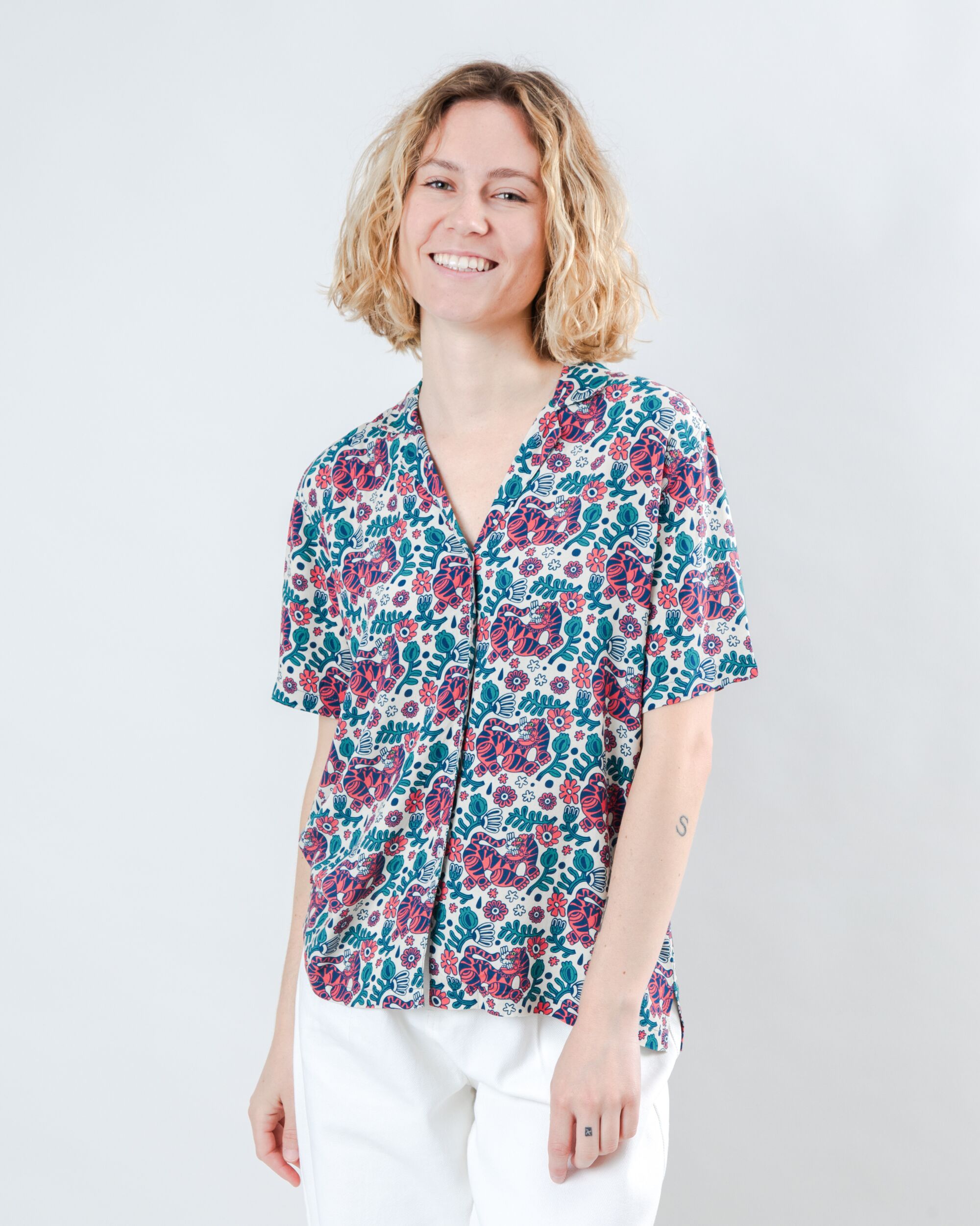 Asis Percales Tigris Aloha Blouse Ecru