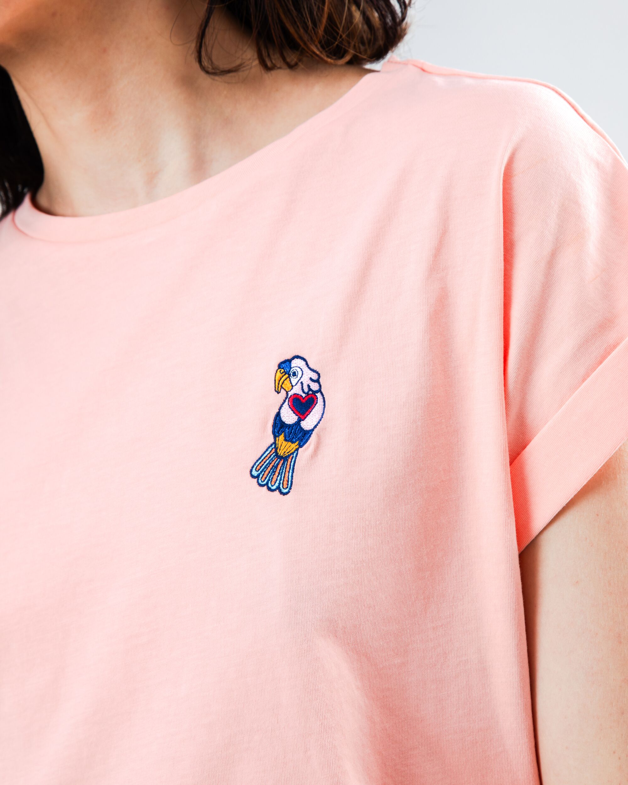 Asis Parrot Scoop Tee Pink